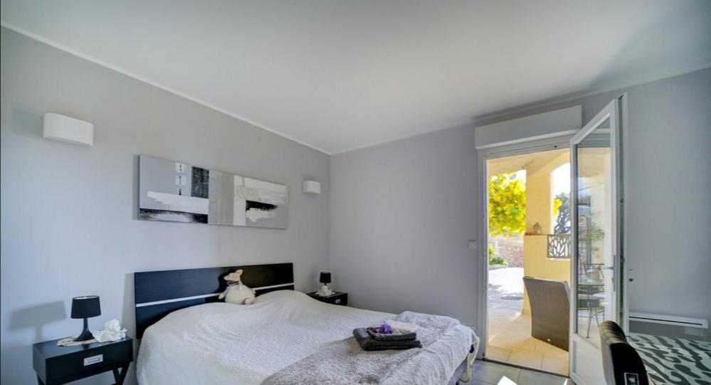 Villa Superbe Vue Mer Sur La Baie De Bandol , 200 M Des Plages Sanary-sur-Mer Exterior foto